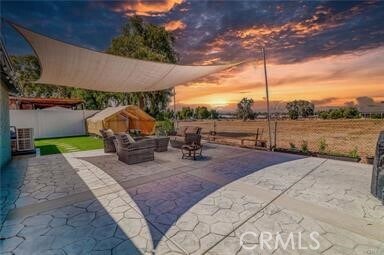 Building Photo - 5970 Sky Meadow St