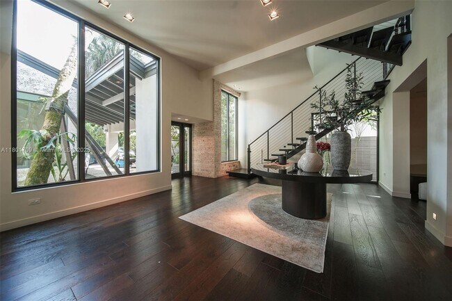 Building Photo - 4086 El Prado Blvd