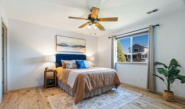 Building Photo - Beautiful 3 Bed/2 Bath Home in Fort Collins