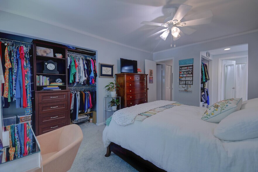 Building Photo - 3151 Covewood Ct