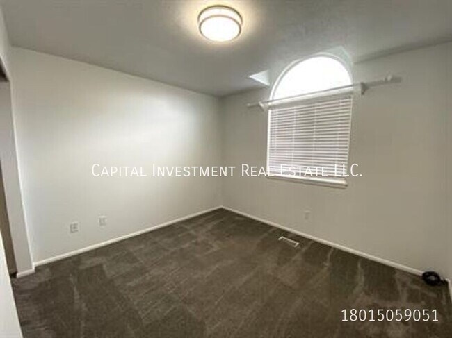 Building Photo - 1741 W 6020 S