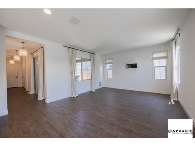 Building Photo - Find Your Quietude in this Exquisite 3/3 S...