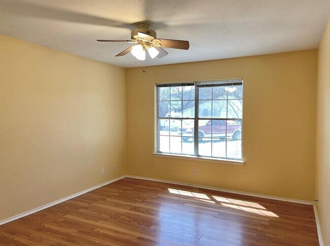 Building Photo - 1601 Lloydminister Way