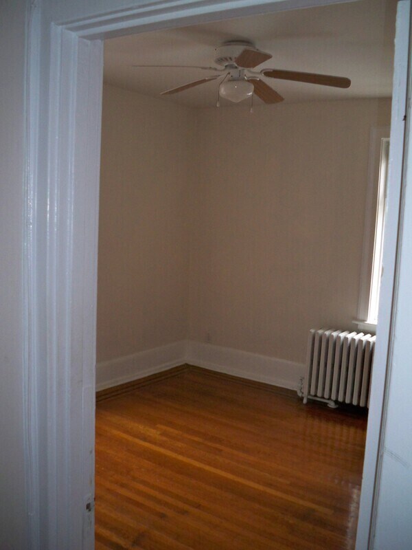 Building Photo - 4533 Locust St