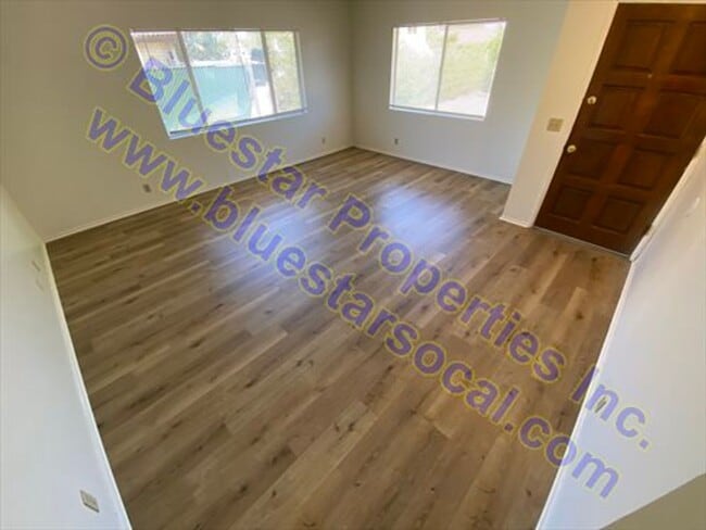 Building Photo - Just Listed in Hesperia!!!