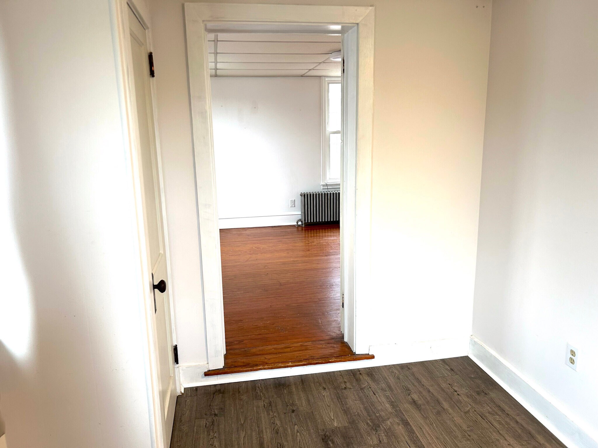 Building Photo - 302 S State St