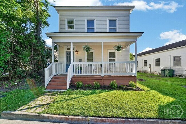 Building Photo - 506 E 31st St