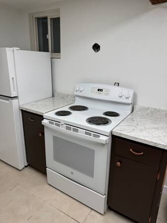 Building Photo - 12405 80th Ave S