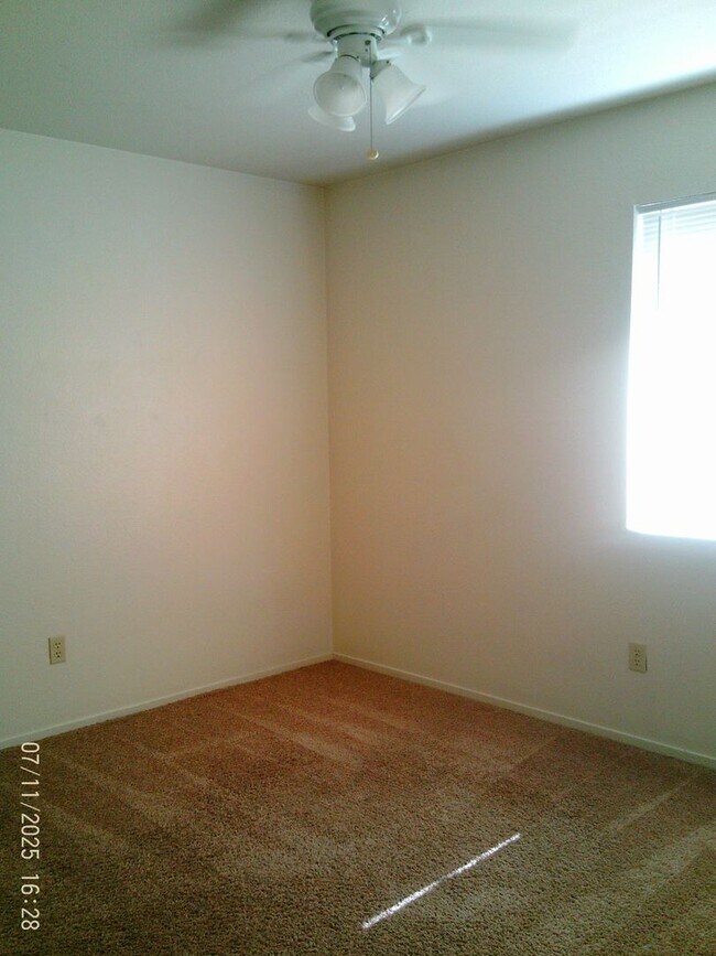 Building Photo - 8201 Laborough Dr