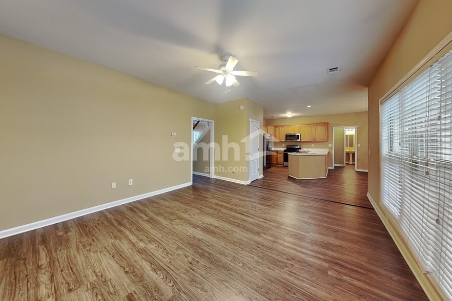 Building Photo - 2813 Savannah Walk Cv