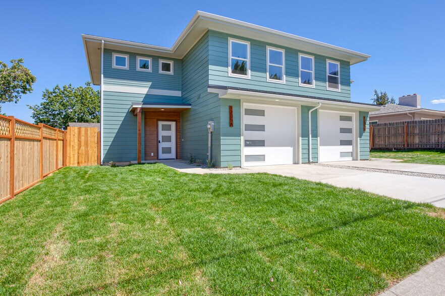 Primary Photo - 1205 Fuller St