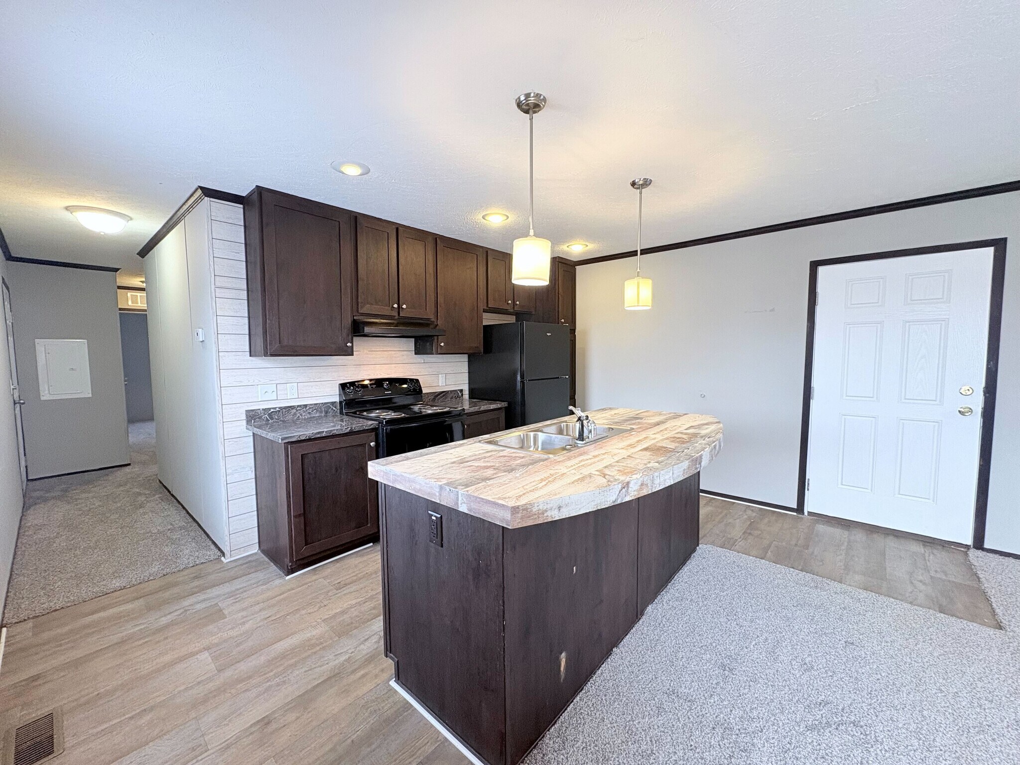 Building Photo - 10694 State Rte 762