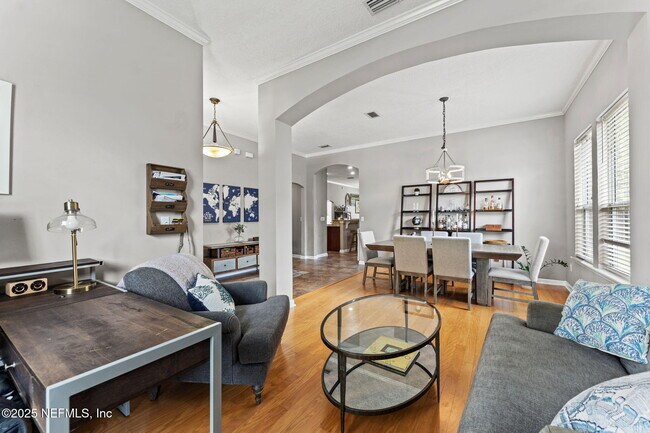 Building Photo - 14612 Zachary Dr
