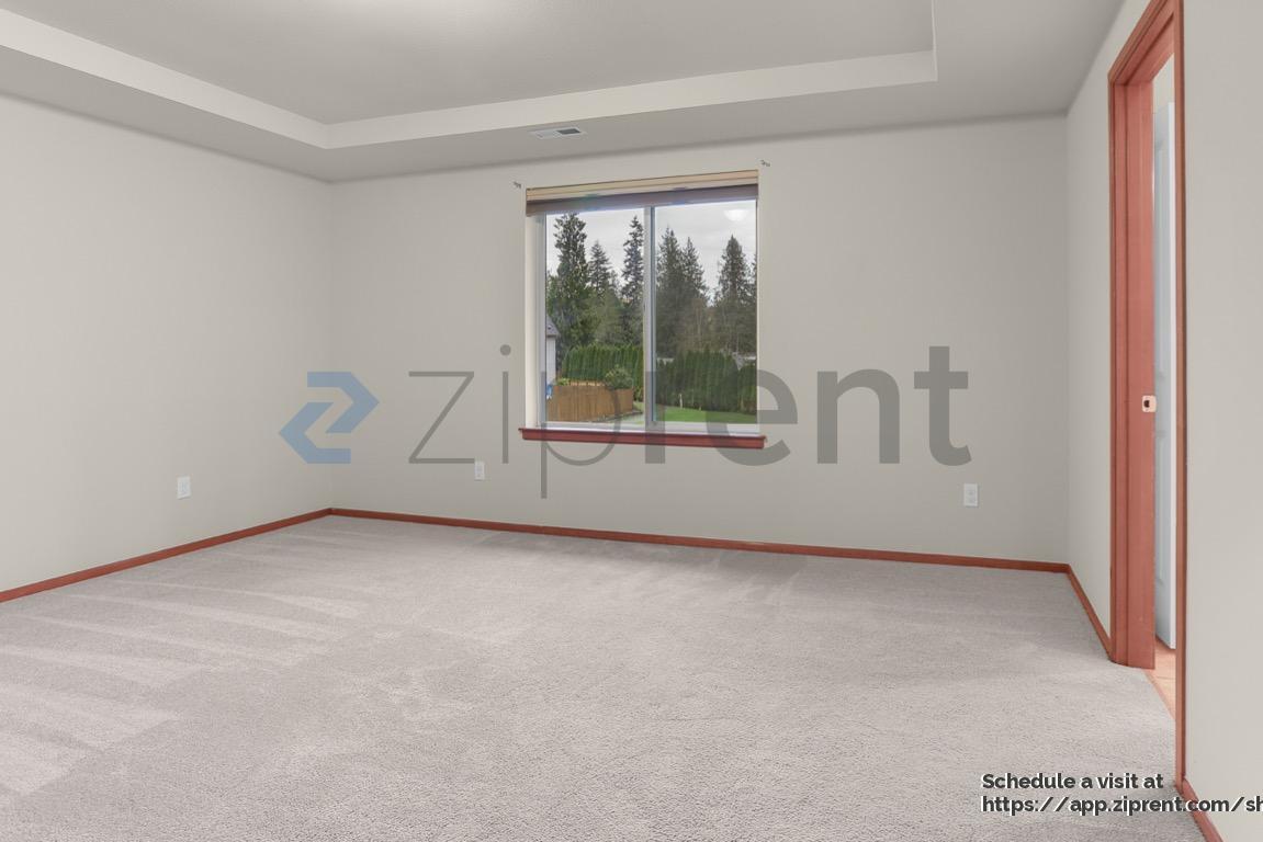 Building Photo - 5614 147th Pl NE