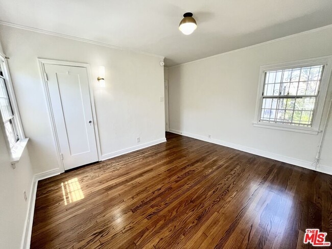 Building Photo - 1268 S Highland Ave