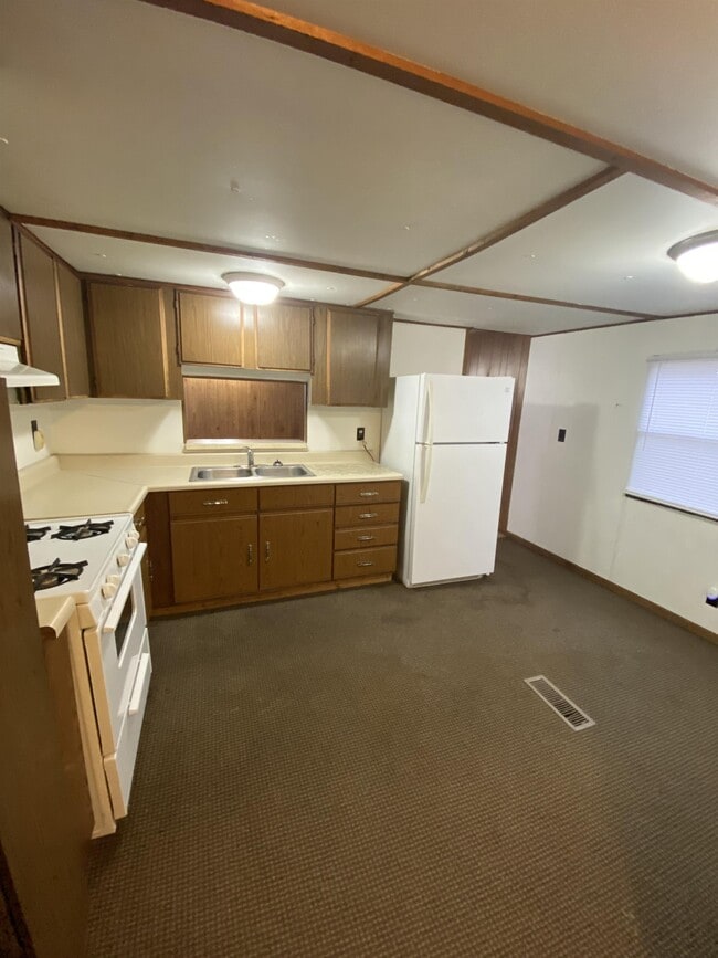 Building Photo - 74980 444th Rd