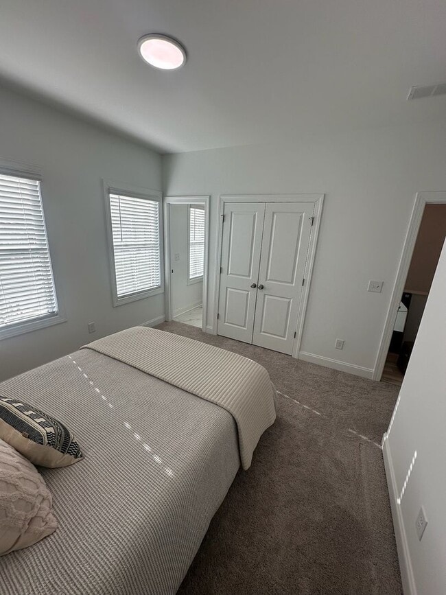 Building Photo - Charming 3BR Townhome in Buford