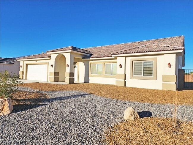 Building Photo - 4920 Honey Locust Dr