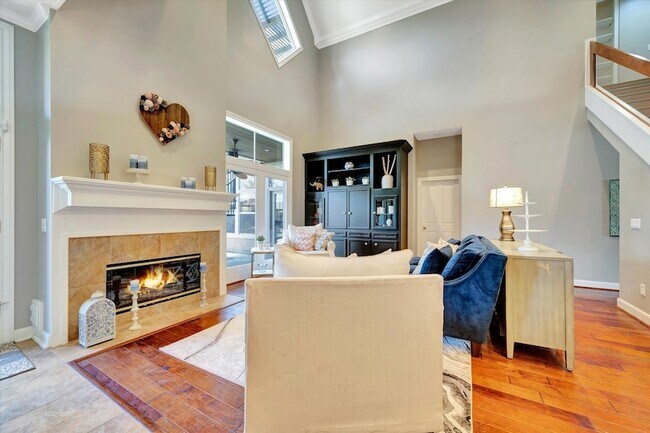 Building Photo - 3806 Canyon Bluff Ct