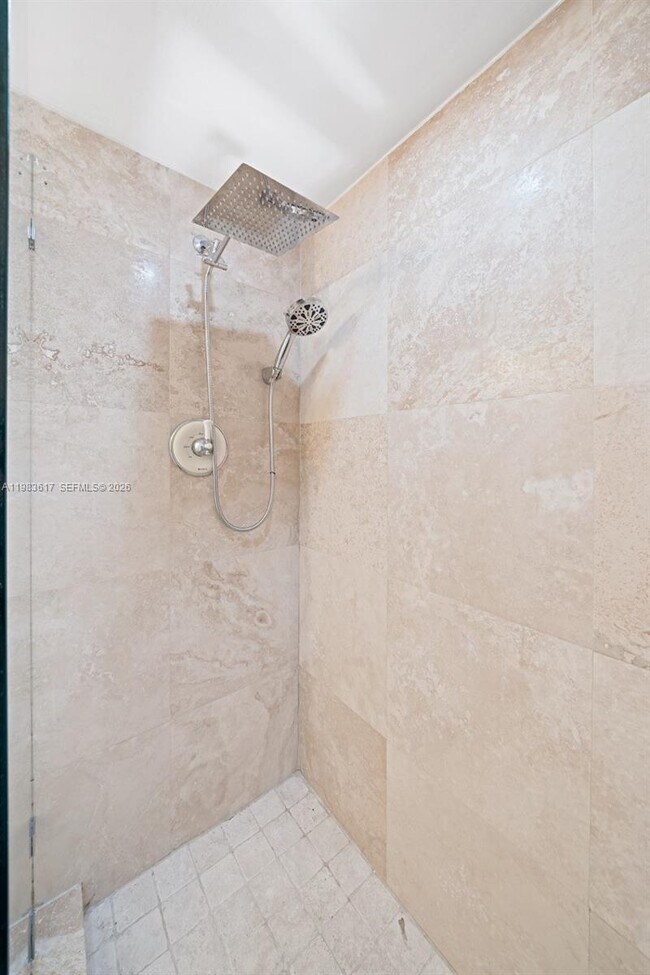 Building Photo - 20335 W Country Club Dr