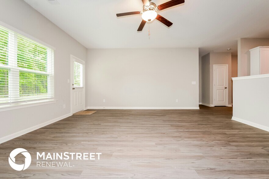 Building Photo - 135 Ashley Trace