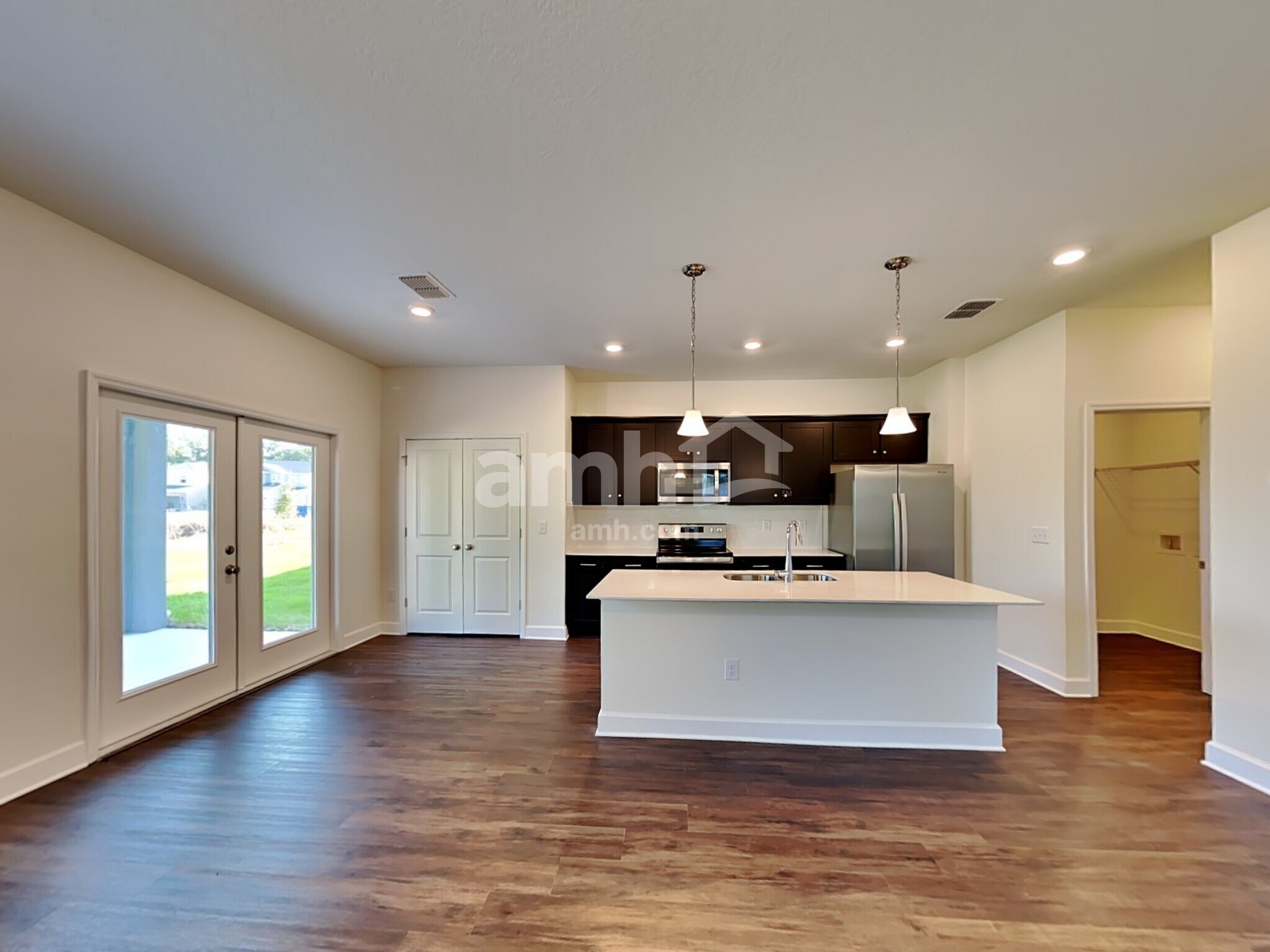 Building Photo - 2109 Saffron Walden Dr