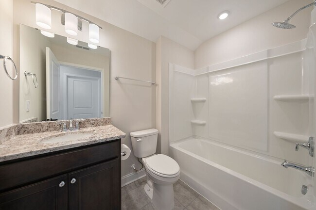 Building Photo - 55+ Del Webb community in Fuquay Varina with tons of amenities! -Available Now!