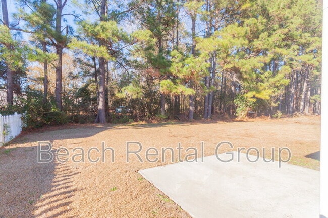 Building Photo - 3793 Mayfield Dr