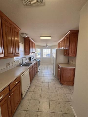 Building Photo - 4916 Morningside Dr