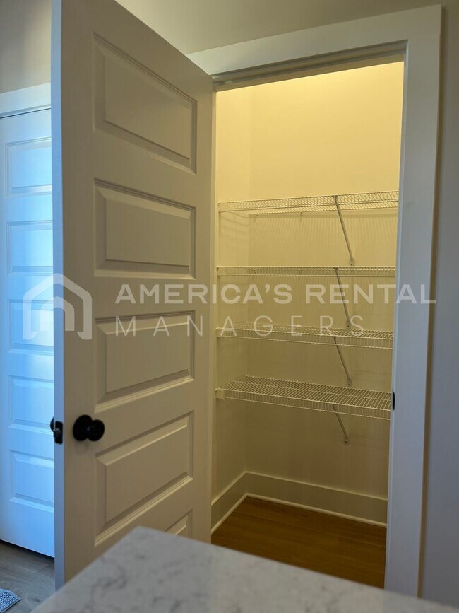 Building Photo - Home for rent in Hoover!!! Available to View Now!
