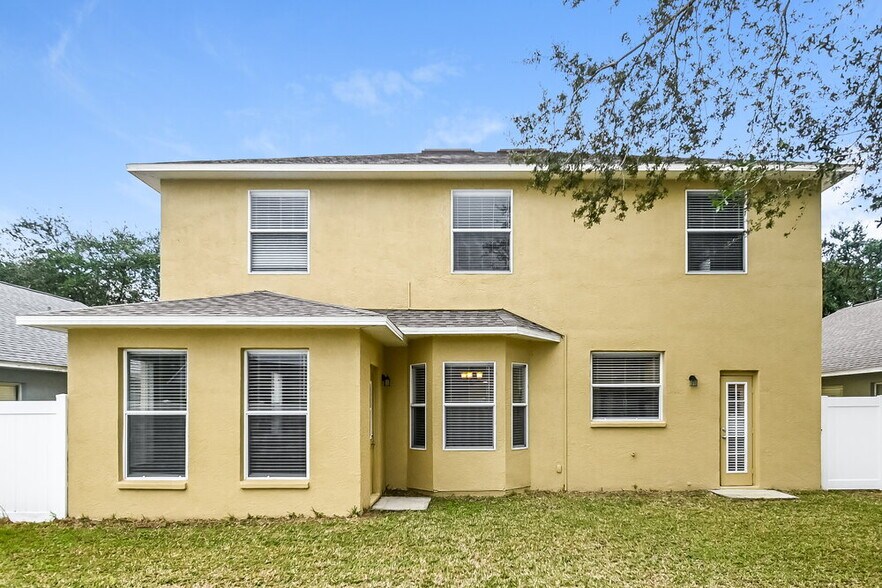 Building Photo - 9826 White Barn Way