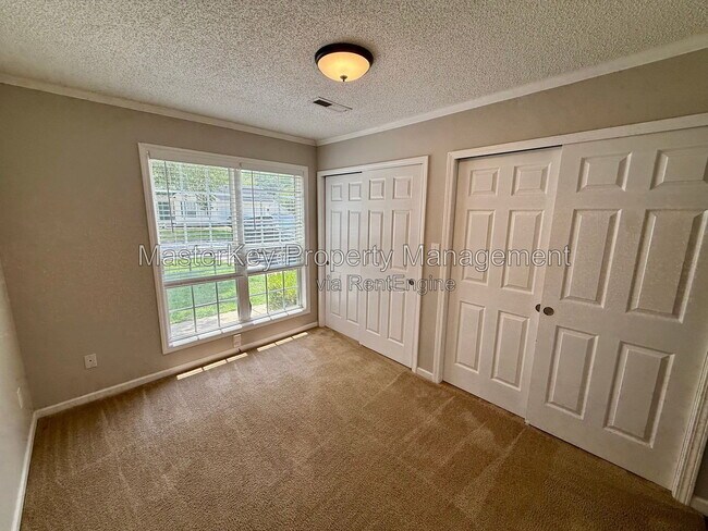 Building Photo - 703 Swan Hill Ct