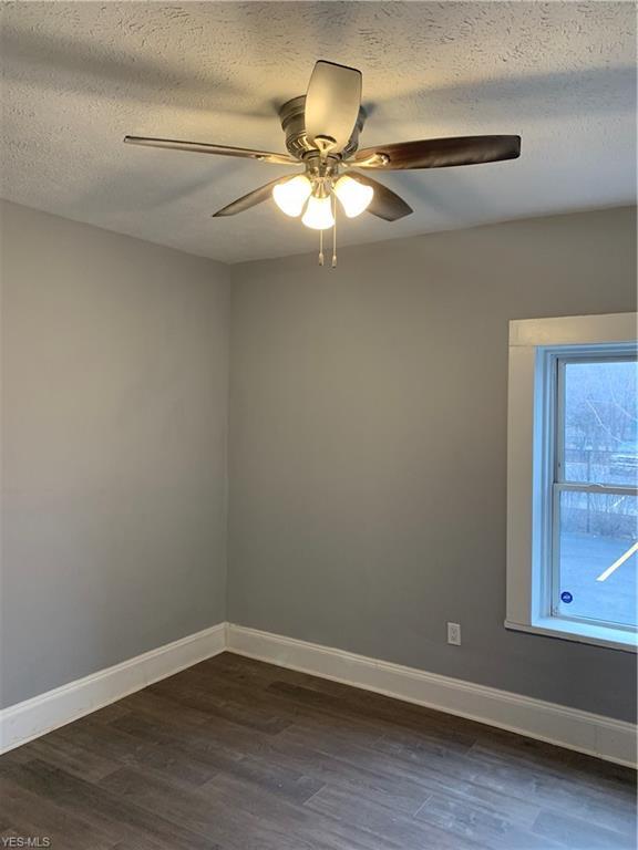 Building Photo - 1970 E 71st St