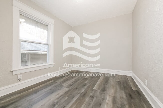 Building Photo - 1618 E 42nd St