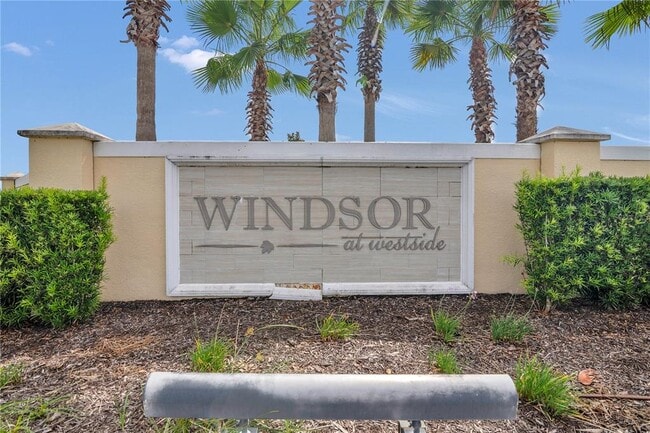 Building Photo - 2406 Dubai St