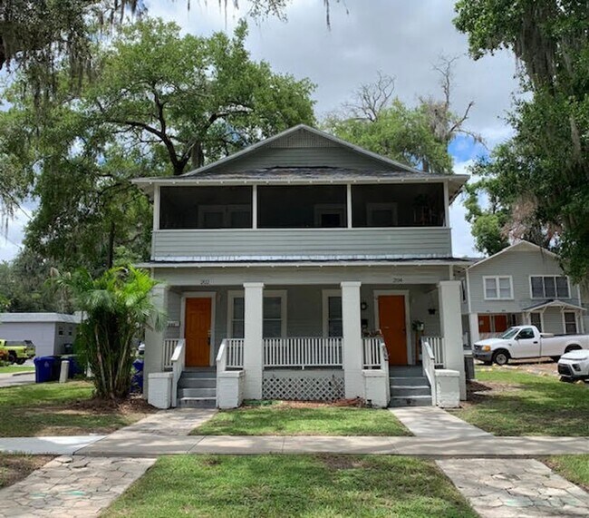 Building Photo - 2 Bed / 1 Bath for RENT in Lakeland's Hist...