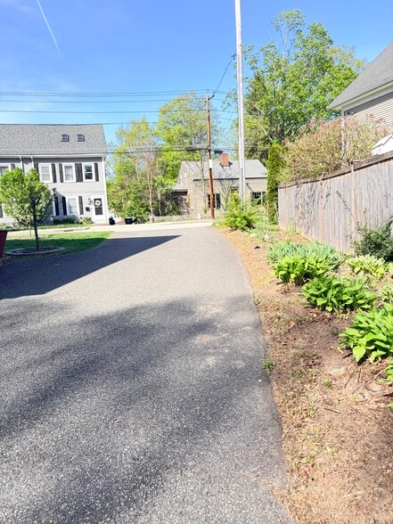 driveway - 19 School St