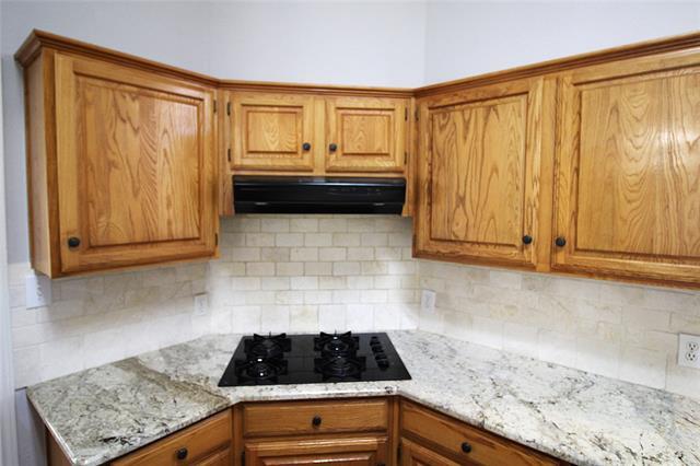 Building Photo - 8502 Linda Vista Dr