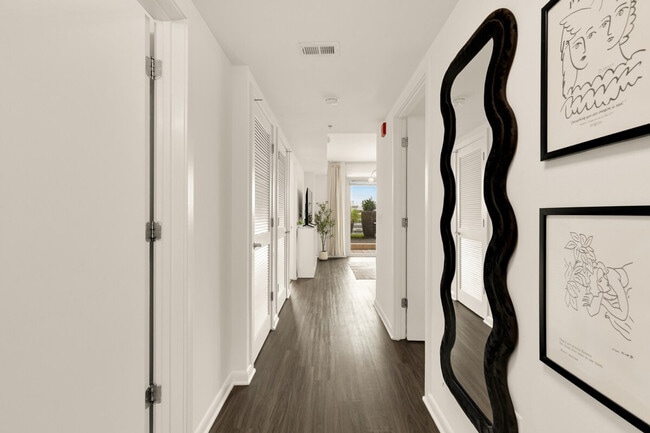 Building Photo - 1548 Spring Hill Rd