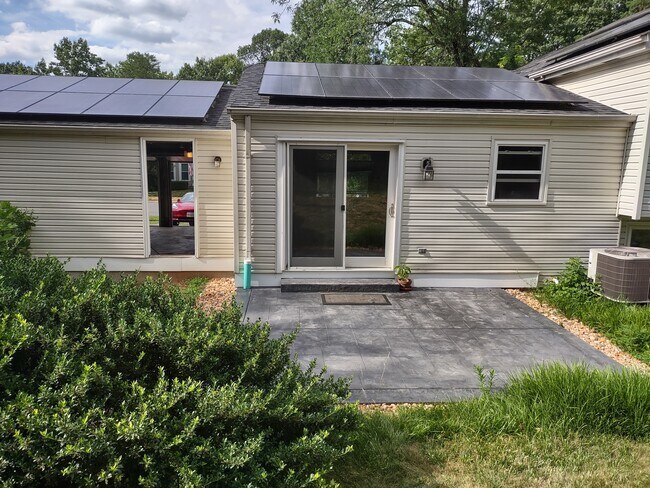 Building Photo - 13983 Cabells Mill Dr