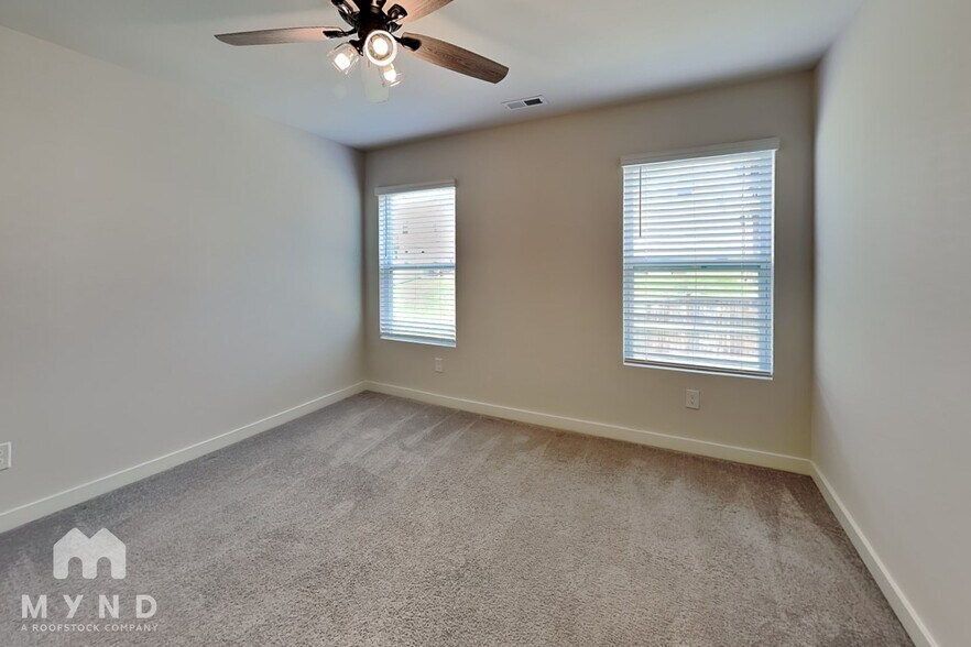Building Photo - 603 Snapdragon Ln