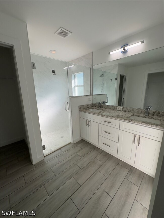 Building Photo - 3707 38th St SW