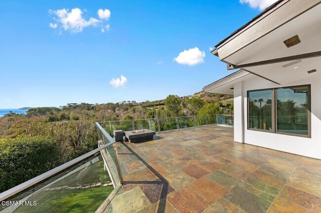 Building Photo - 27091 Sea Vista Dr
