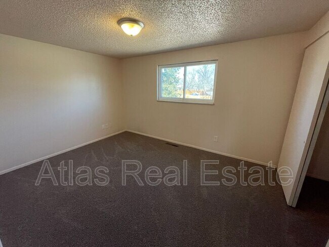 Building Photo - 4435 S Anjelina Cir