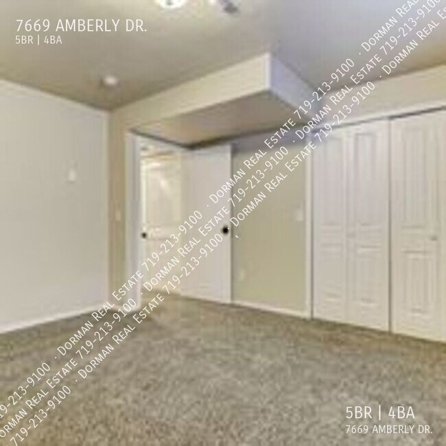 Building Photo - 7669 Amberly Dr
