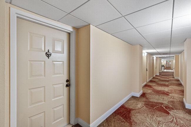 Building Photo - 5000 N Ocean Blvd