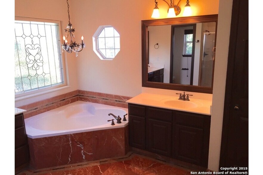 Building Photo - 9835 Ramblin River Dr