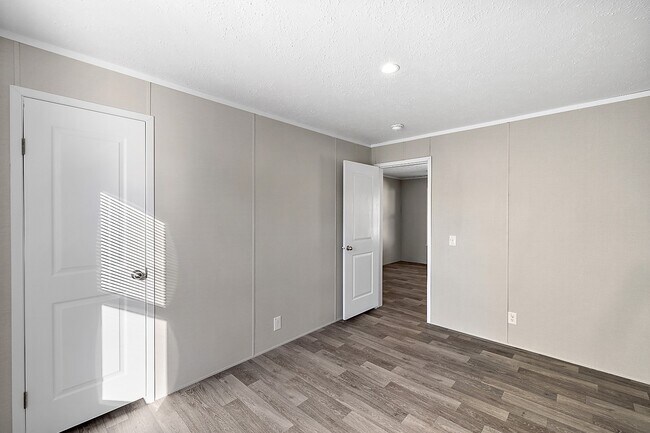 Building Photo - 410 Dorset Ln