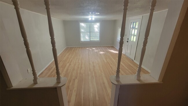 Building Photo - 2960 Call St