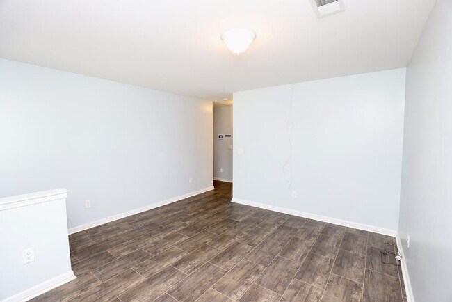 Building Photo - 1769 Ruger Dr